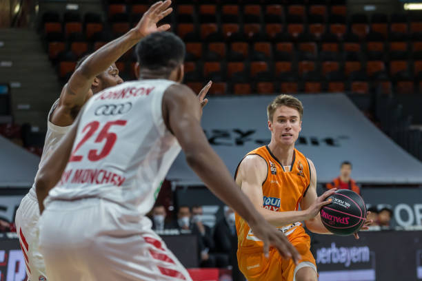 和丰富的经 和丰富的经